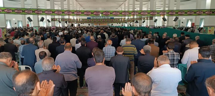 تصاویر/اقامه نماز عبادی سیاسی جمعه در ساوه