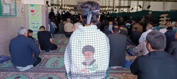 تصاویر/اقامه نماز عبادی سیاسی جمعه در ساوه