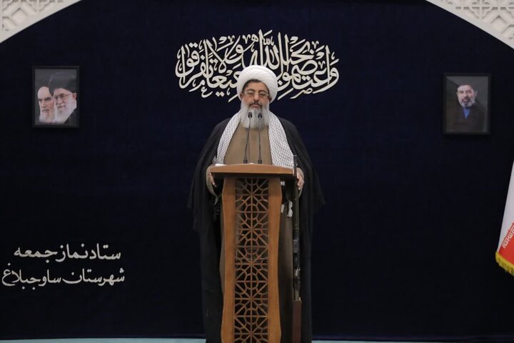 تصاویر/ نماز عبادی سیاسی جمعه در ساوجبلاغ