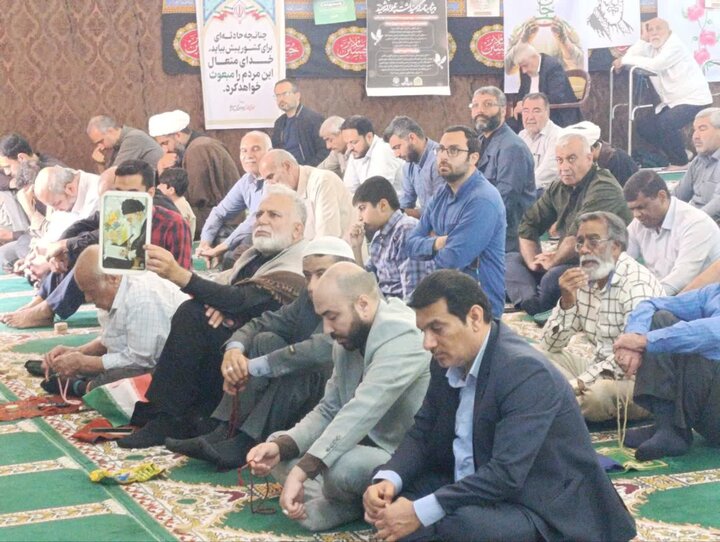 نمازجمعه امروز شهر بوشهر به روایت تصاویر