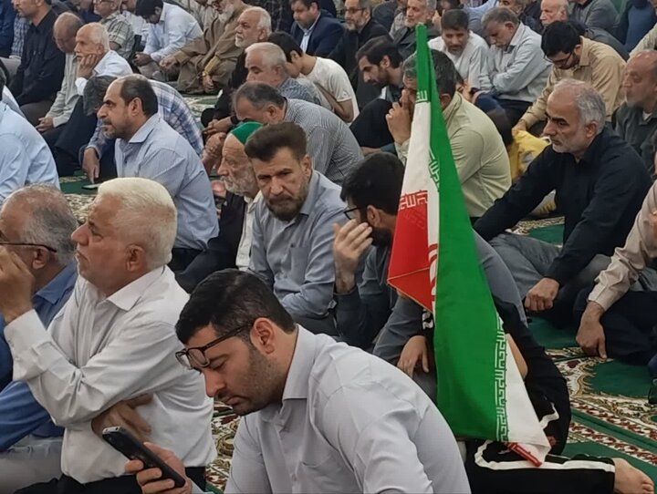 نمازجمعه امروز شهر بوشهر به روایت تصاویر