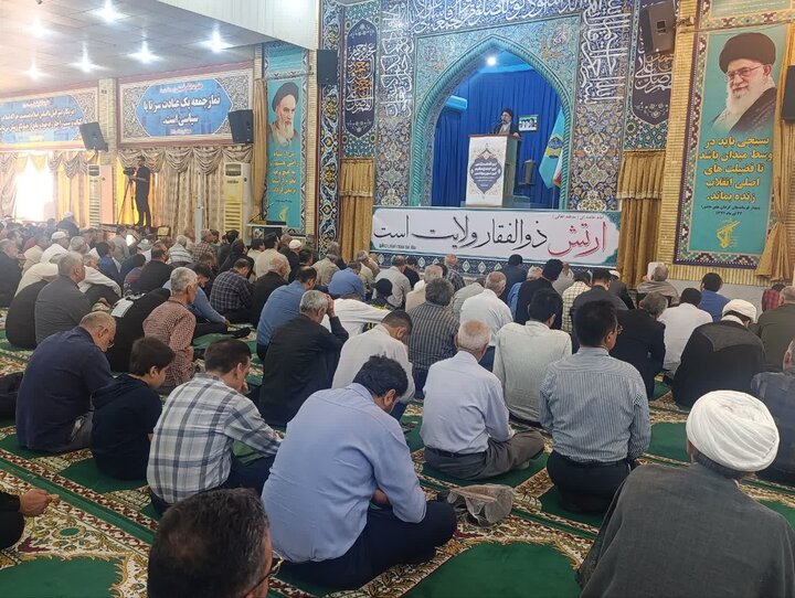 نمازجمعه امروز شهر بوشهر به روایت تصاویر
