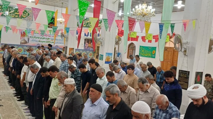 نماز جمعه بندرریگ به روایت تصویر