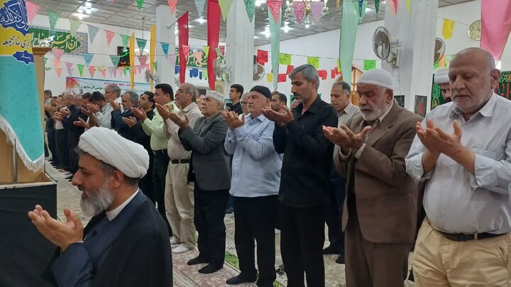 نماز جمعه بندرریگ به روایت تصویر