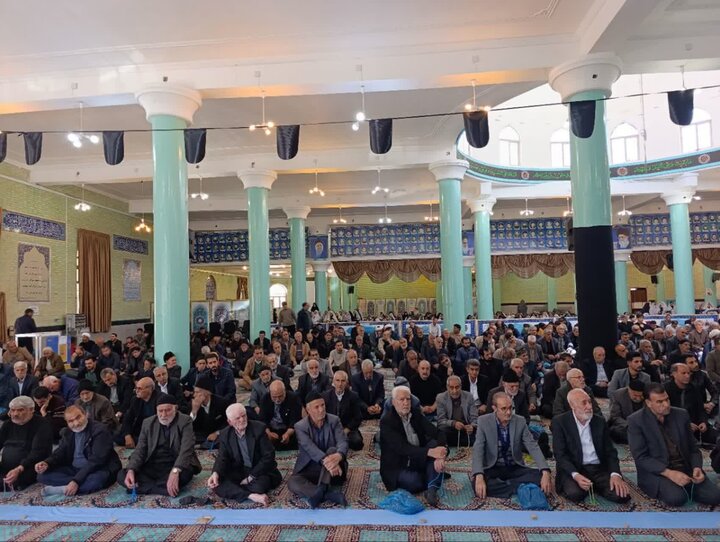 تصاویر/ اقامه نماز جمعه تکاب