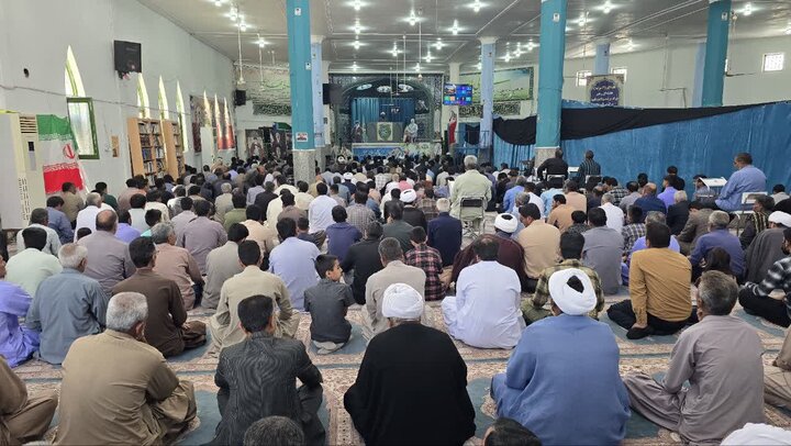 تصاویر/ اقامه نماز جمعه در شهر ریگان