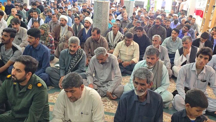 تصاویر/ اقامه نماز جمعه در شهر ریگان