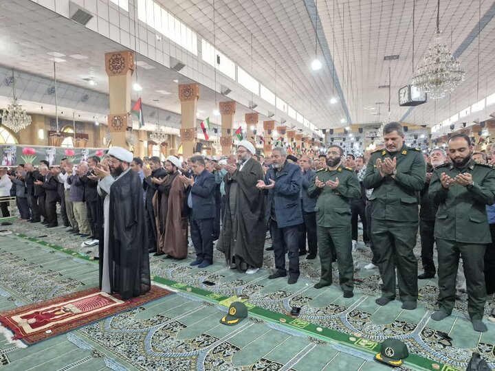 تصاویر/ اقامه نماز جمعه در پاکدشت