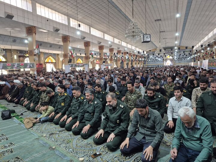تصاویر/ اقامه نماز جمعه در پاکدشت