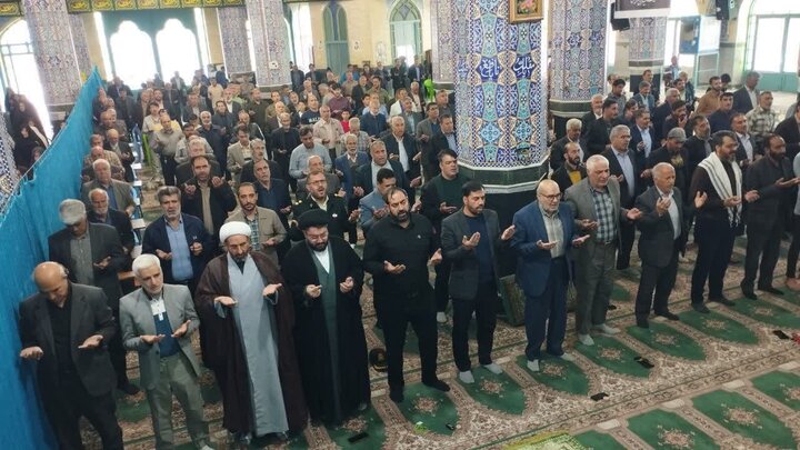تصاویر/ اقامه نماز جمعه در شهر کوهبنان