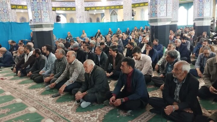 تصاویر/ اقامه نماز جمعه در شهر کوهبنان