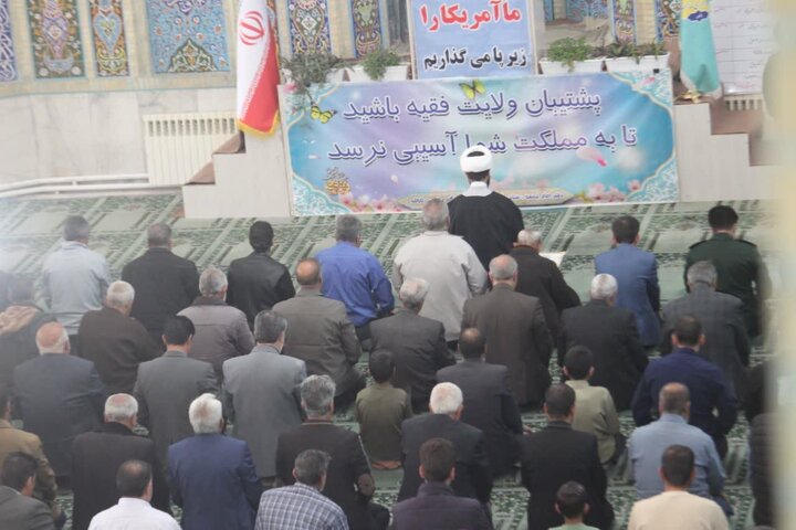 تصاویر/ اقامه نماز جمعه در شهر راین