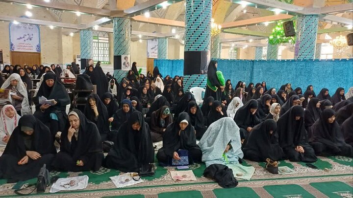 تصاویر/ اقامه نماز جمعه در شهر انار