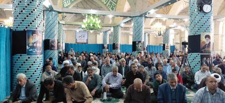 تصاویر/ اقامه نماز جمعه در شهر انار