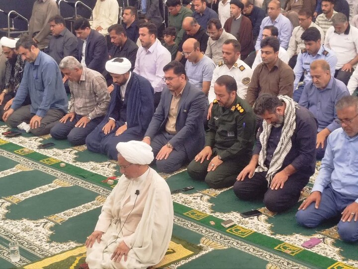 نماز جمعه عسلویه به روایت تصویر