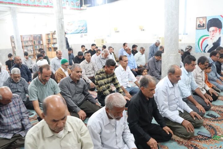 تصاویر/ اقامه نماز جمعه در شهر نودژ