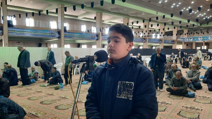 تصاویر/اقامه نماز عبادی سیاسی جمعه در خمین