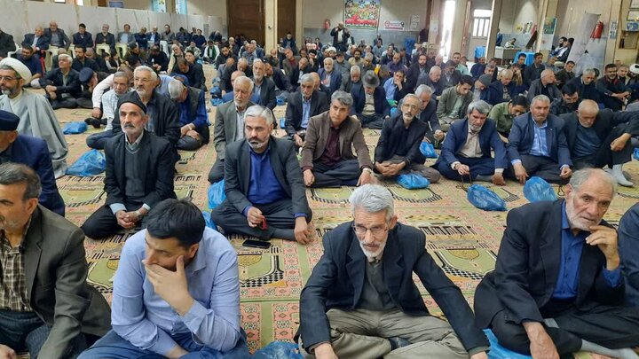 تصاویر/اقامه نماز عبادی سیاسی جمعه در خمین