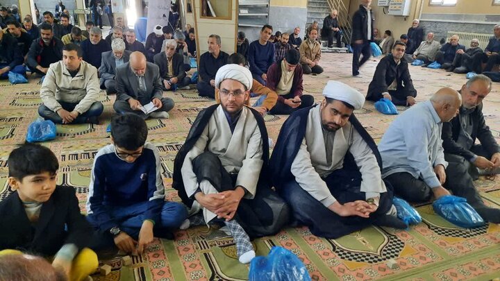 تصاویر/اقامه نماز عبادی سیاسی جمعه در خمین