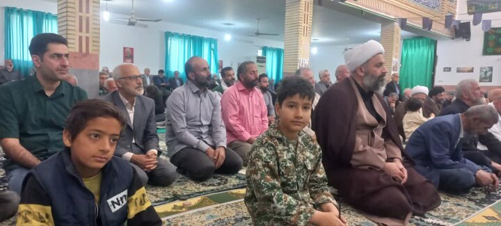 تصاویر/ اقامه نماز جمعه دابودشت به امامت حجت الاسلام و المسلمین محمدعلی حاجی زاده