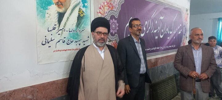 تصاویر/ اقامه نماز جمعه دابودشت به امامت حجت الاسلام و المسلمین محمدعلی حاجی زاده