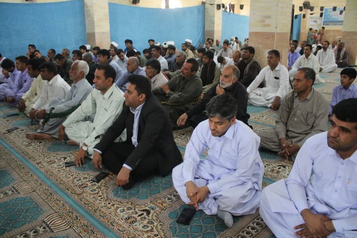 تصاویر/ اقامه نماز جمعه در شهر جازموریان