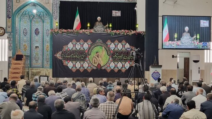 تصاویر/ اقامه نماز جمعه در شهر رابر