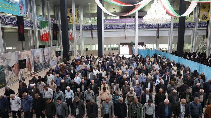 تصاویر/ اقامه نماز جمعه در شهر رابر