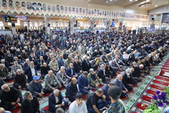 تصاویر/ اقامه نماز جمعه ساری به امامت حجت الاسلام و المسلمین محمدی لائینی