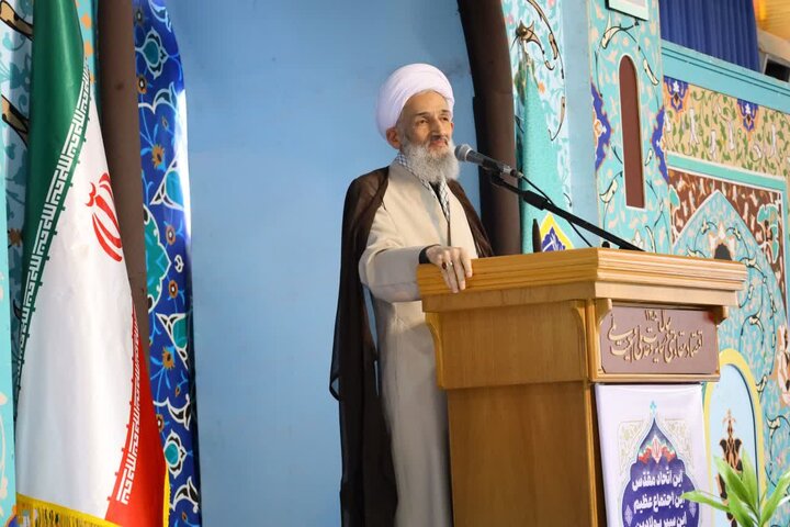 تصاویر/ اقامه نماز جمعه ساری به امامت حجت الاسلام و المسلمین محمدی لائینی