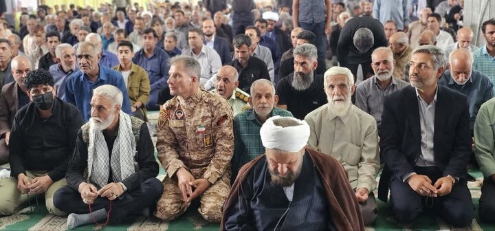 تصاویر/ اقامه نماز جمعه در شهر جیرفت