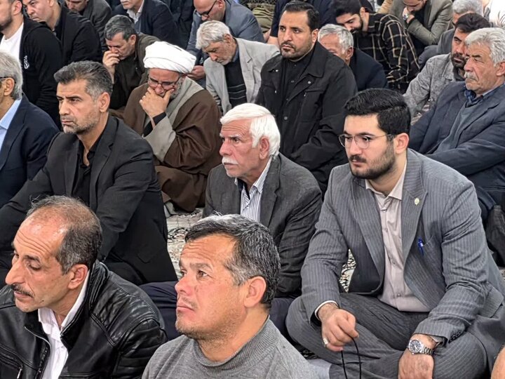تصاویر/ اقامه نماز جمعه ماکو
