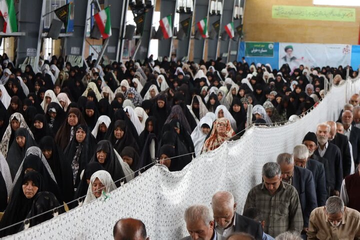 تصاویر/ اقامه نماز جمعه در شهر رفسنجان