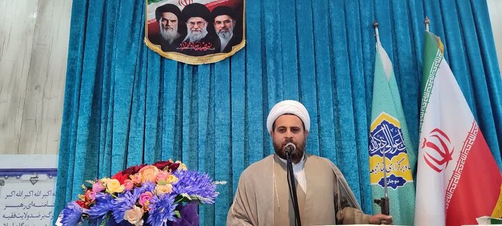 تصاویر/ اقامه نماز جمعه در شهر منوجان