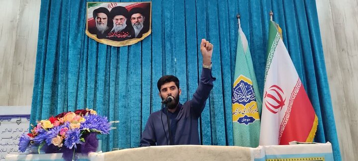 تصاویر/ اقامه نماز جمعه در شهر منوجان