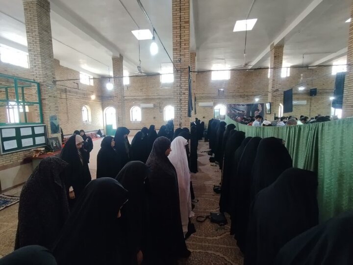 تصاویر/ اقامه نماز جمعه در شهر شهداد