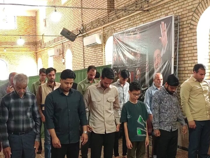 تصاویر/ اقامه نماز جمعه در شهر شهداد