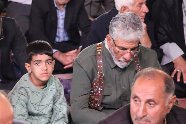 تصاویر/اقامه نماز عبادی سیاسی جمعه در خرم آباد