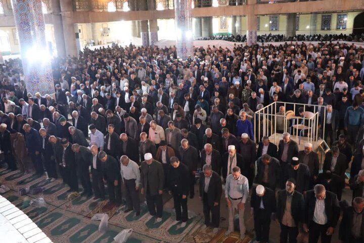 تصاویر/اقامه نماز عبادی سیاسی جمعه در خرم آباد