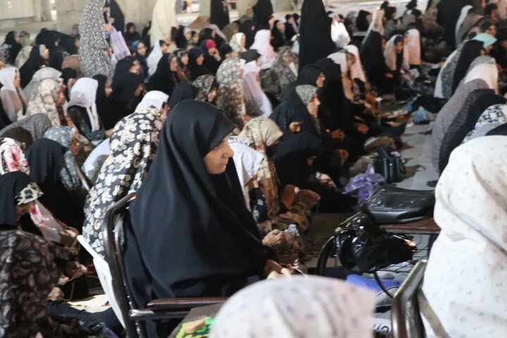 تصاویر/اقامه نماز عبادی سیاسی جمعه در خرم آباد