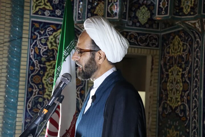 تصاویر/اقامه نماز عبادی سیاسی جمعه در خرم آباد