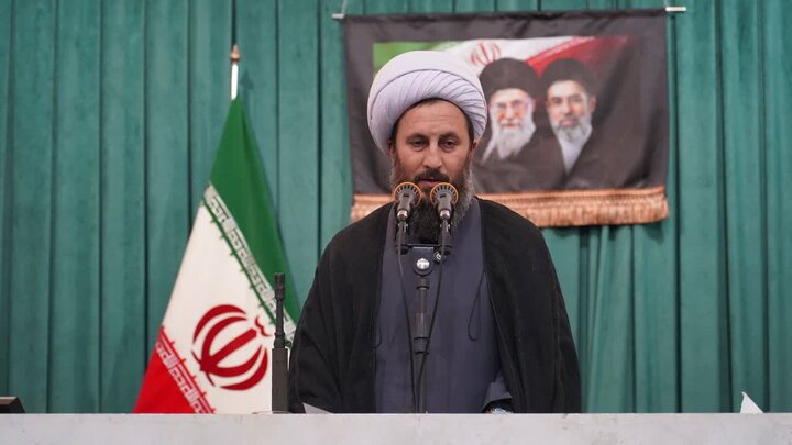 تصاویر/ اقامه نماز جمعه خوی