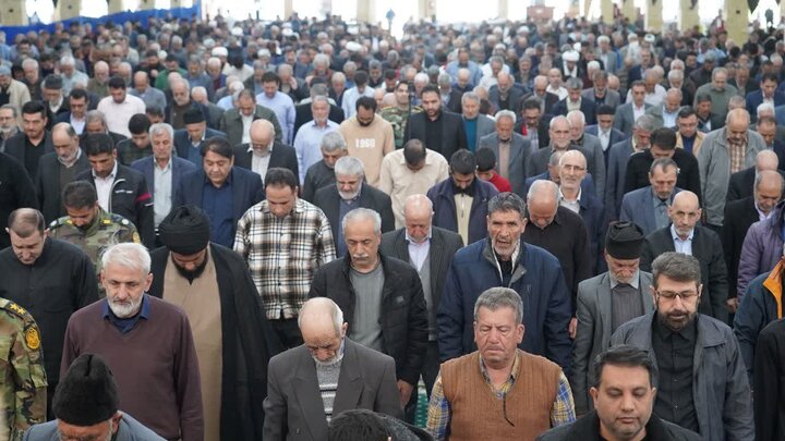 تصاویر/ اقامه نماز جمعه خوی