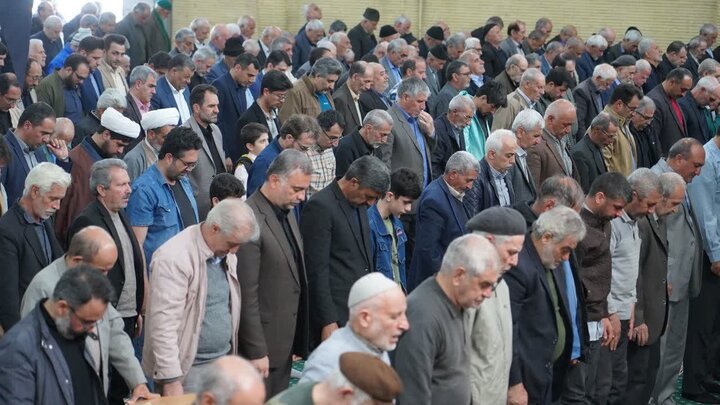 تصاویر/ اقامه نماز جمعه خوی