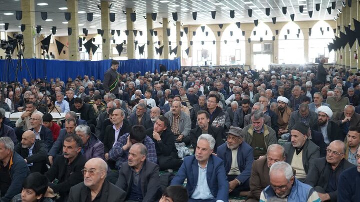 تصاویر/ اقامه نماز جمعه خوی