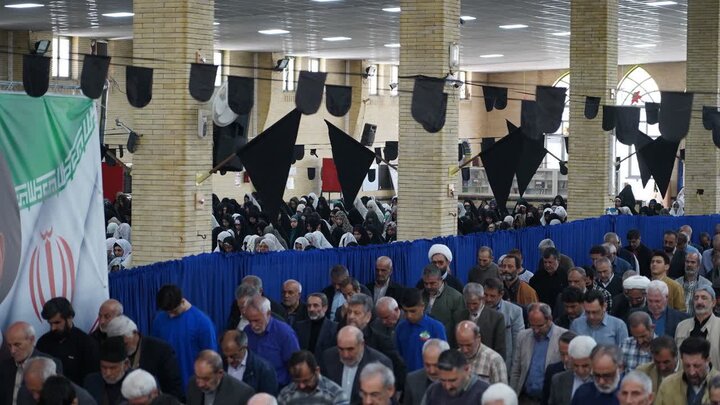 تصاویر/ اقامه نماز جمعه خوی