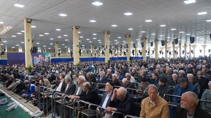 تصاویر/ اقامه نماز جمعه خوی