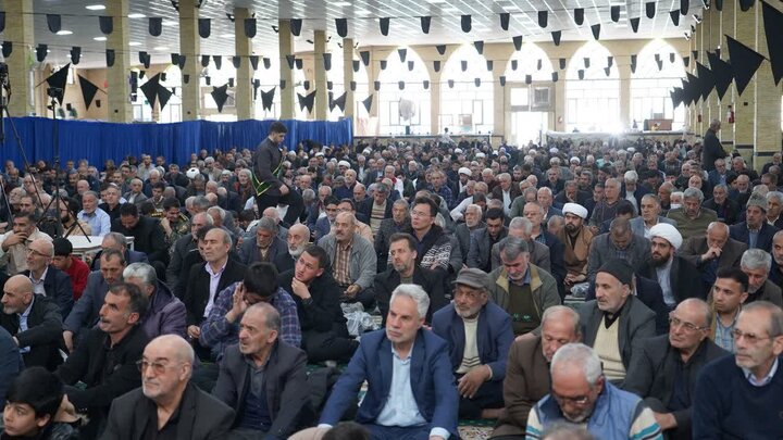 تصاویر/ اقامه نماز جمعه خوی