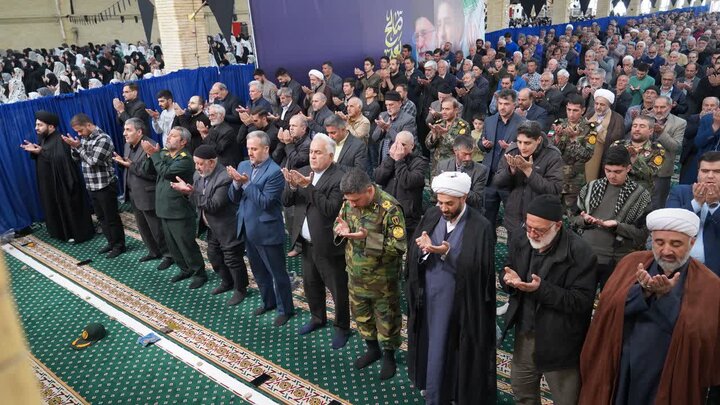 تصاویر/ اقامه نماز جمعه خوی