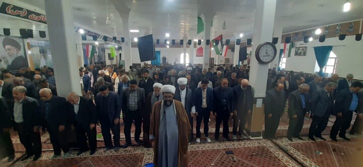 نماز جمعه دندی به روایت تصویر